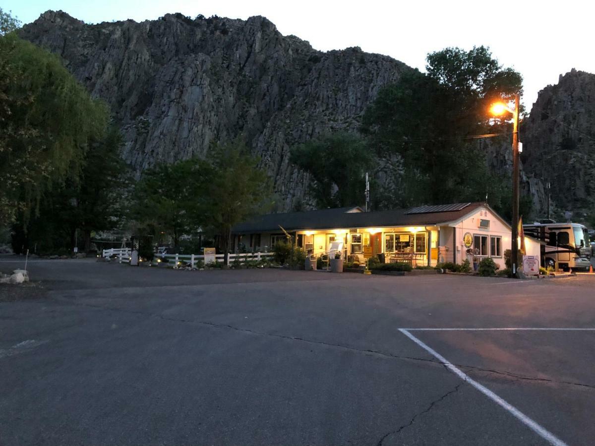 Meadowcliff Lodge Coleville 外观 照片