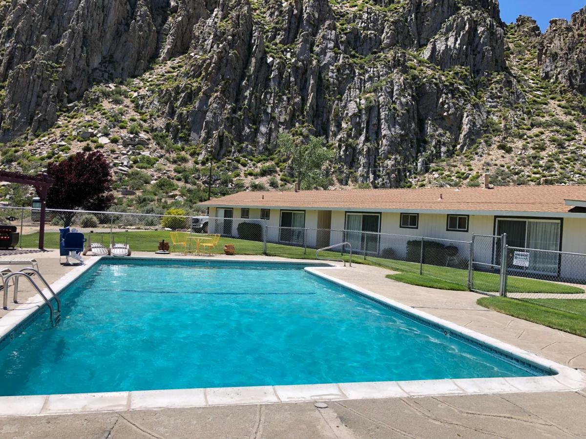 Meadowcliff Lodge Coleville 外观 照片